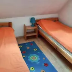 9 Bedroom Awesome Home In Klodno Σπίτι διακοπών *
