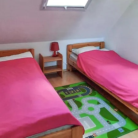 9 Bedroom Amazing In Klodno Feriehus