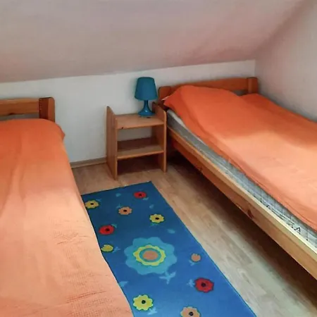 9 Bedroom Amazing In Klodno Feriehus *