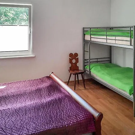 Feriehus 9 Bedroom Amazing In Klodno *