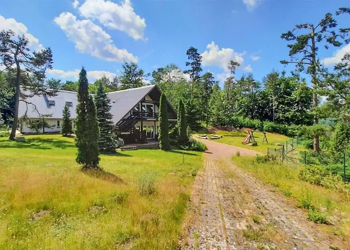 9 Bedroom Amazing In Klodno בית נופש